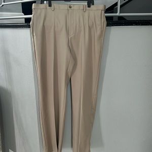 PGA Tour men’s golf pants size 38/32 EUC